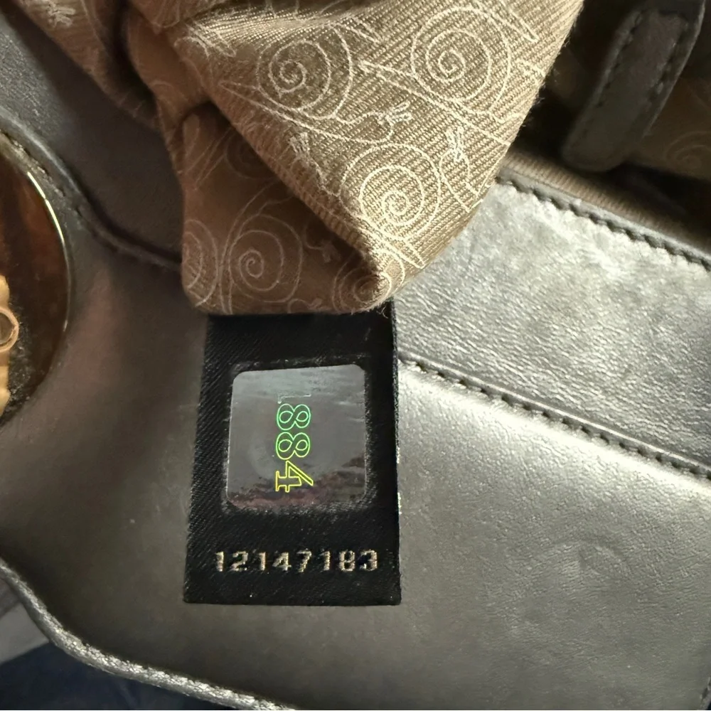 Bulgari Handbag with Crossbody Strap - Picture 3 of 16